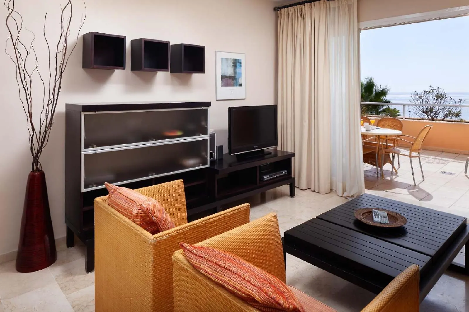 Malibu Mansions By The Beach By Alfresco Stays El Faro Apartment