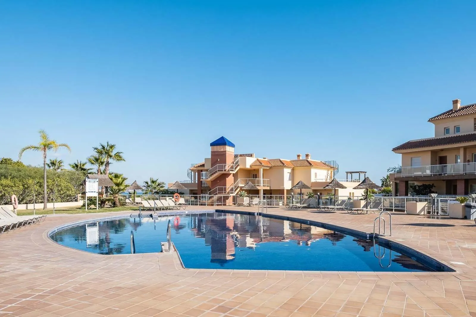 Malibu Mansions By The Beach By Alfresco Stays El Faro 0*,